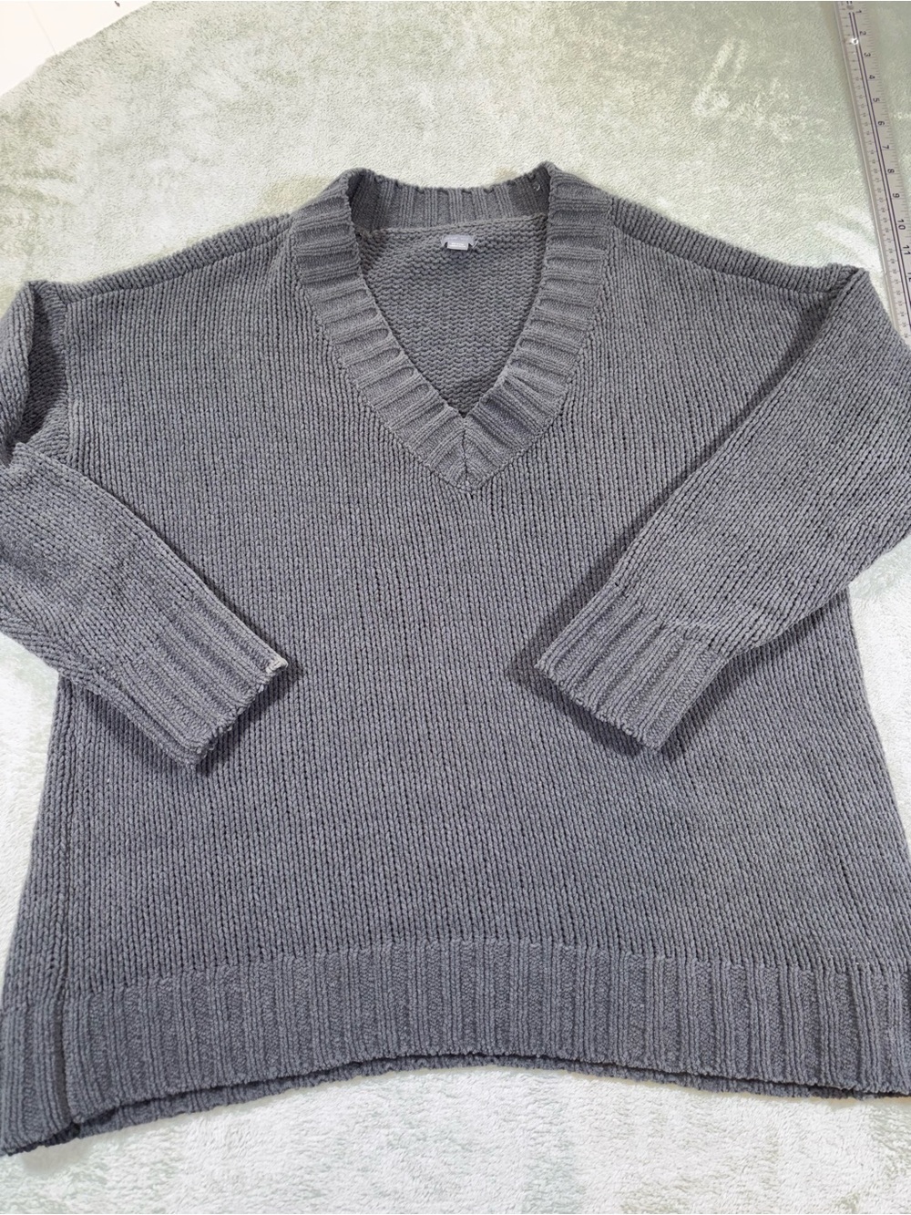 Aerie Oversized Green Sweater - Size XS